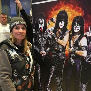 Meet your Posher, Kim